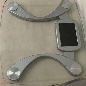 Meet your Posher, Merial